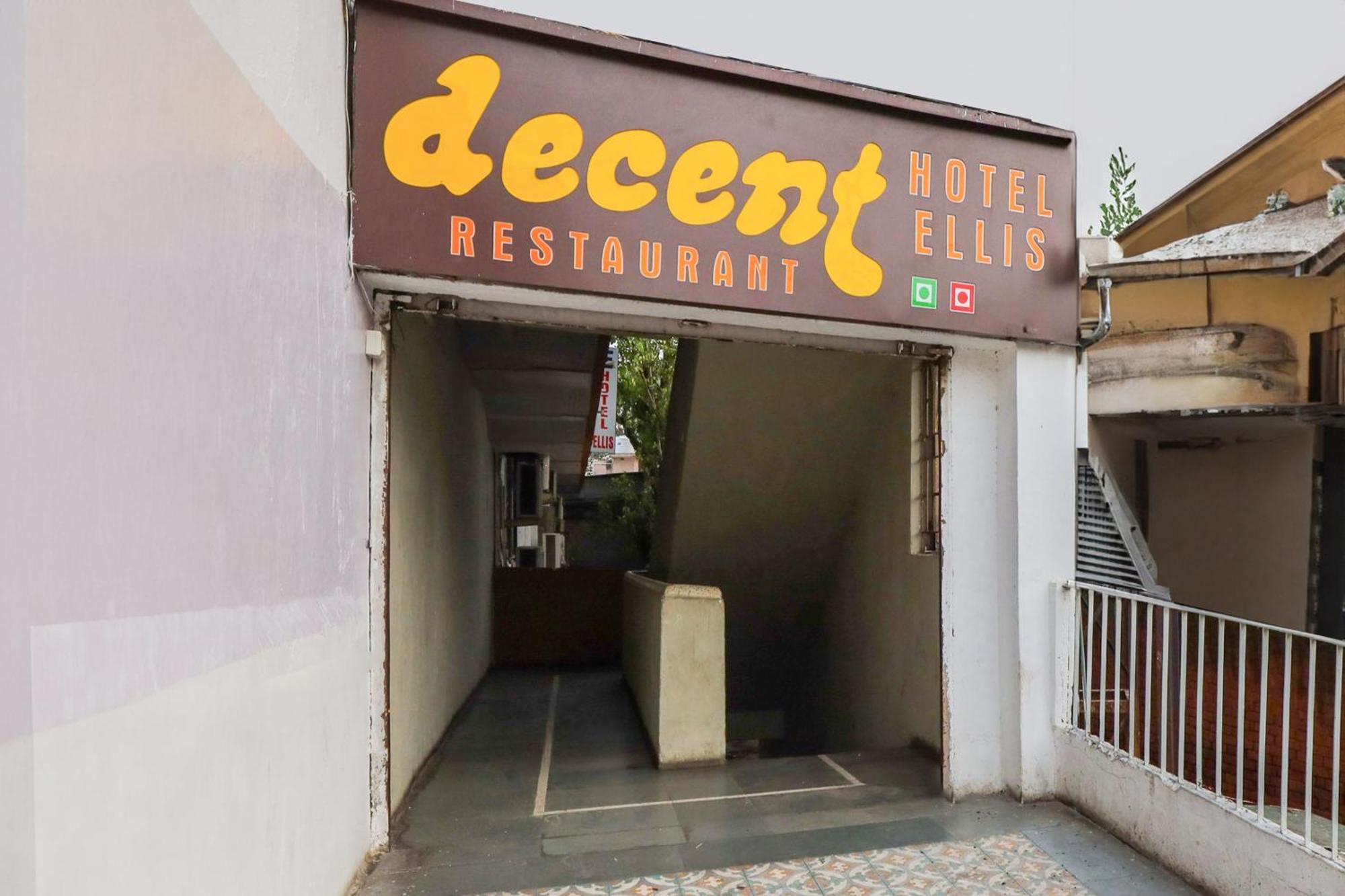 Hotel O Ellis Ahmedabad Exterior foto