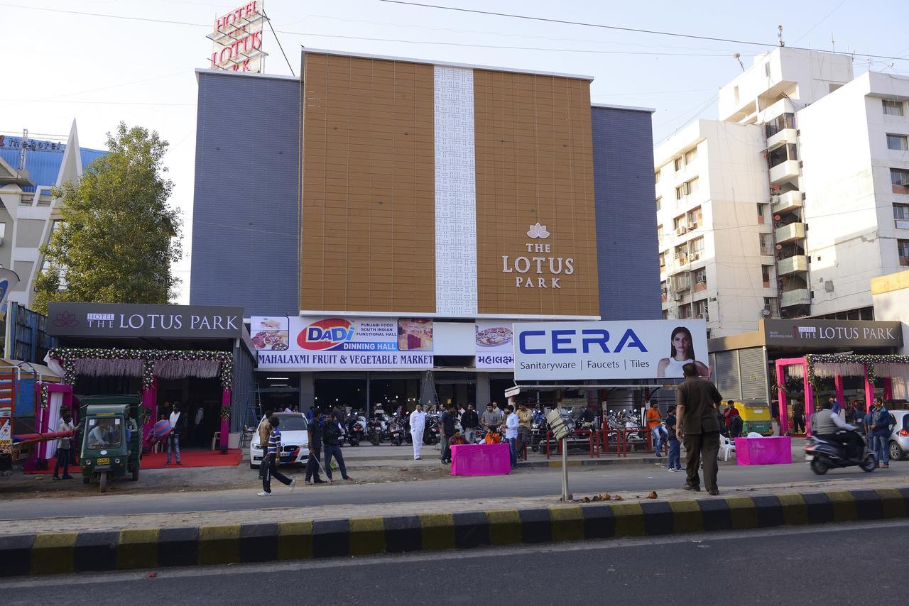 Hotel O Ellis Ahmedabad Exterior foto